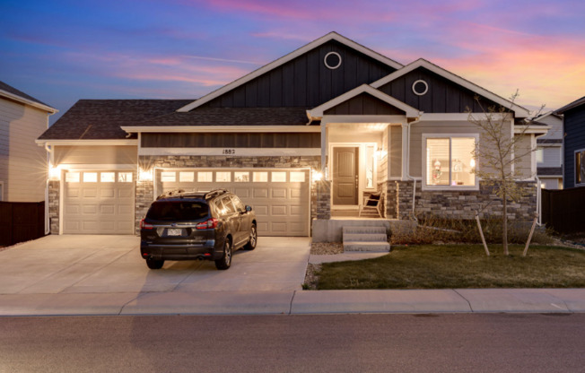 1882 LA SALLE DR