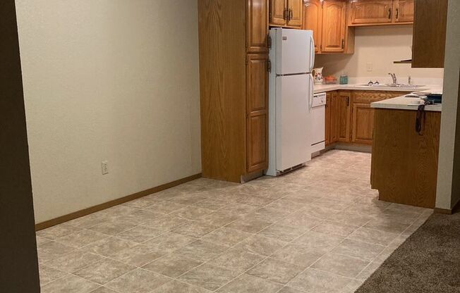 2 beds, 2 baths, 1,160 sqft, $1,415, Unit 1820-134