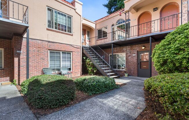 Hacienda Apartments