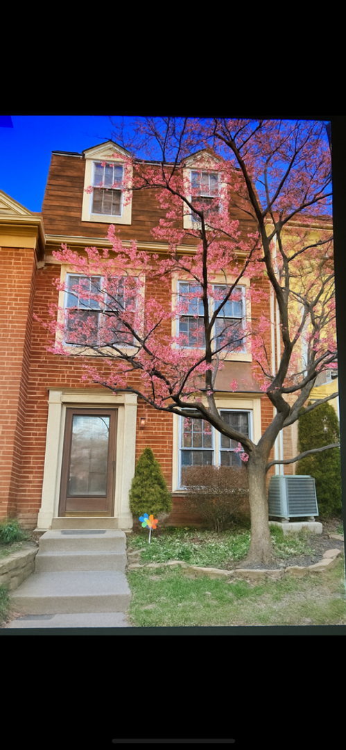 Updated North Bethesda Townhome — 3 Bedrooms, 2 Bathrooms, Assigned Parking — Across from Montgomery Mall