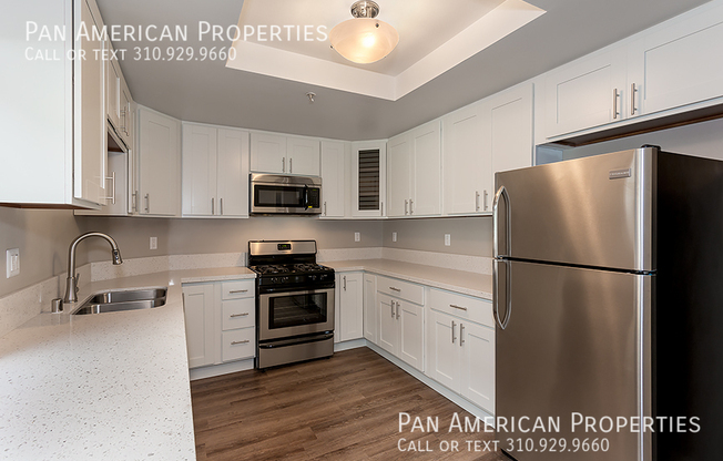 250 W Stocker St