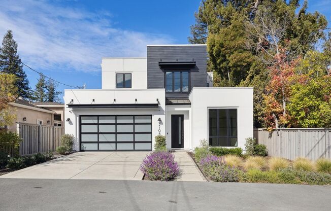 Luxurious Modern Single Family Home Available in West Menlo Park Available Now!