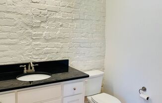 Studio, 1 bath, 700 sqft, $1,545, Unit 204
