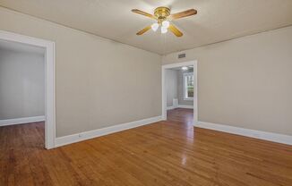 1 bed, 1 bath, 708 sqft, $838, Unit H5