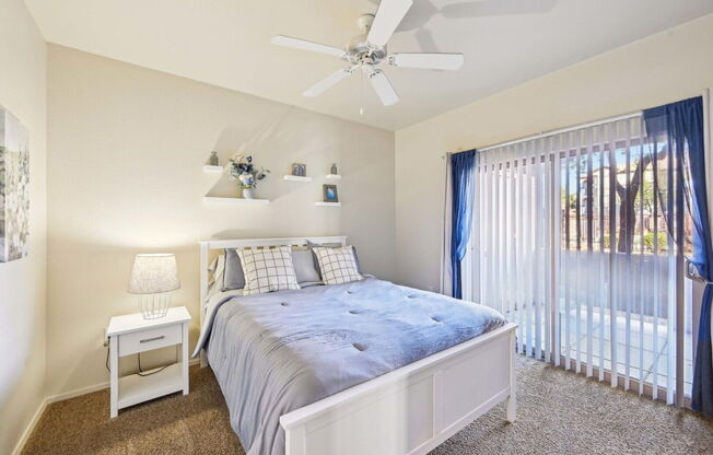 3 beds, 2 baths, 1,152 sqft, $1,553
