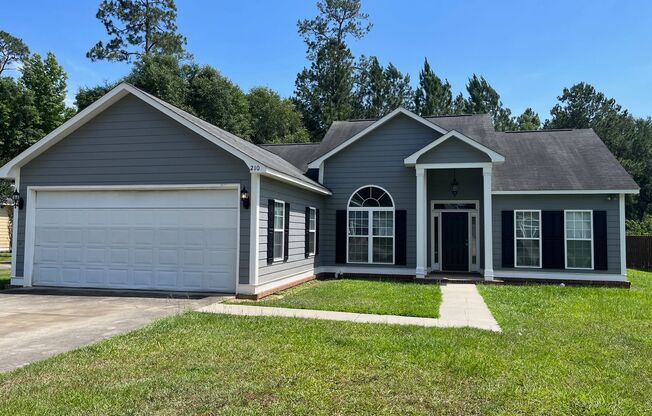 210 HEDGEROW DR