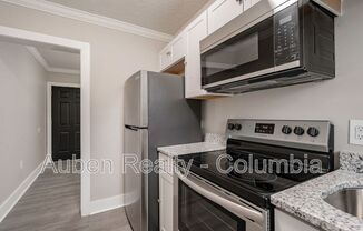1216 1/2 GREGG ST