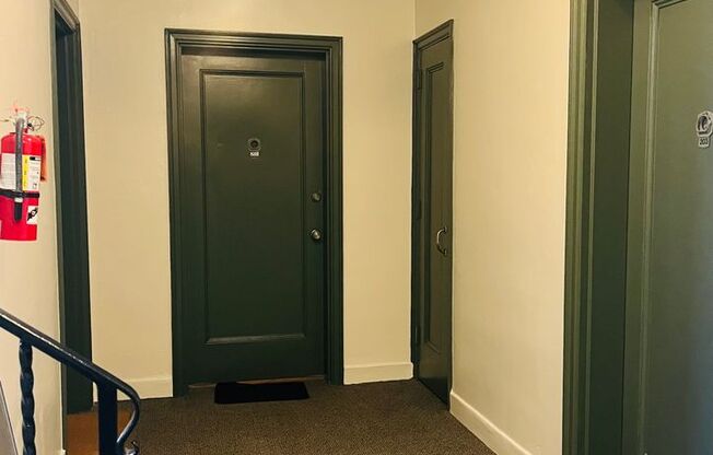 1 bed, 1 bath, $1,978, Unit Unit #203