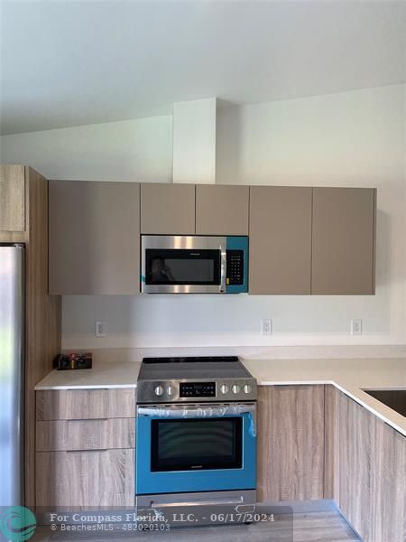 4741 SW 135 PL