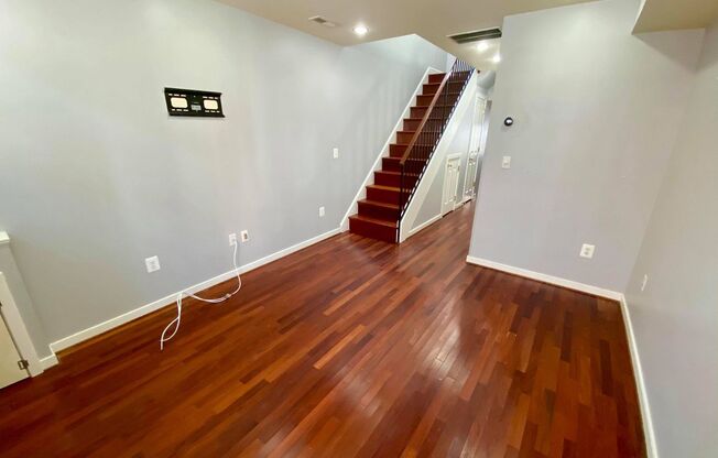 Beautiful 2-Bedroom Fells Point Home ~ One Block from Patterson Park!