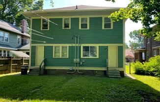 3 beds, 1 bath, $1,200