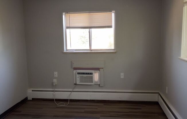 1 bed, 1 bath, $1,100