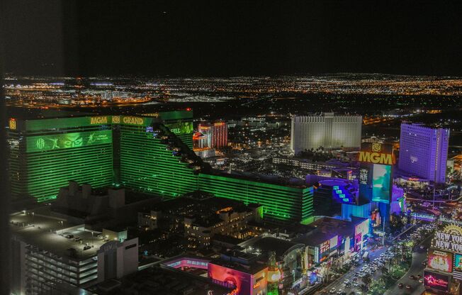 Waldorf Astoria Las Vegas- 1 bed .5 bath on the 39th floor!