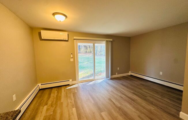 1 bed, 1 bath, $1,695, Unit 6