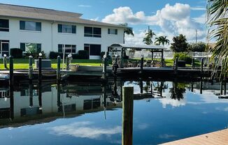 Calling all boaters! Pool home with Direct sailboat access with no bridges to open water