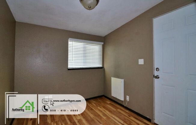 2 beds, 1 bath, $1,275