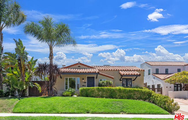 2347 PARNELL AVE