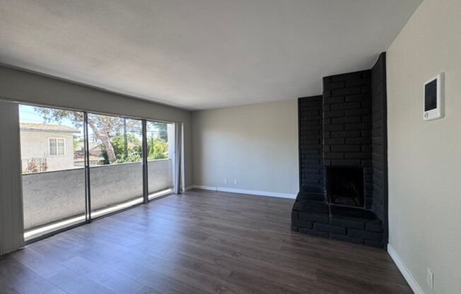 425 Coronado