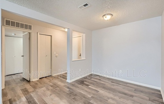 14218 E 1 DR