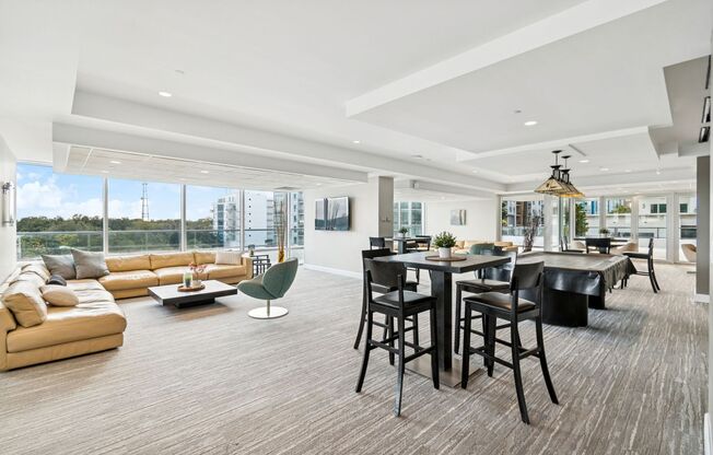 1 bed, 1 bath, $1,795, Unit Unit #808