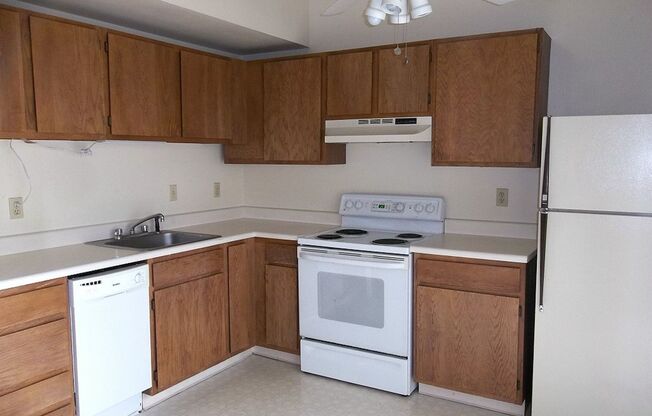 4501 Boardwalk Dr Bldg Q - Terminating 6/13