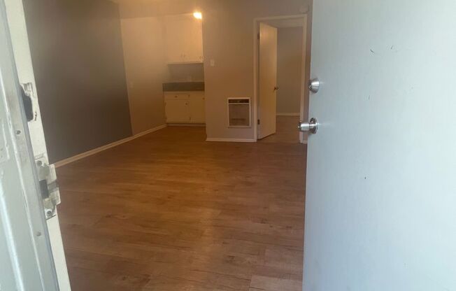 1 bed, 1 bath, 430 sqft, $1,750, Unit 5