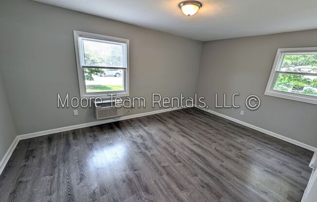 2 beds, 1 bath, $1,475