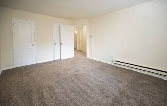 2 beds, 1 bath, 640 sqft, $1,195, Unit 105-N22