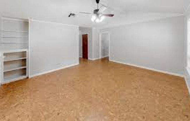 August 2026 Pre-Lease - 1 Mile to TAMU!