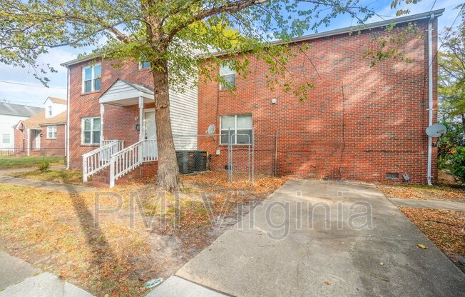 1526 SHIPP AVE