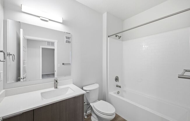 2 beds, 2 baths, 987 sqft, $1,532, Unit B307