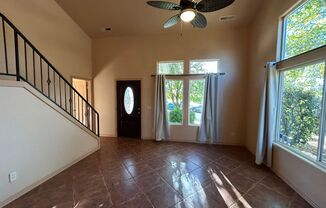 3 beds, 2.5 baths, $2,400, Unit Unit 1