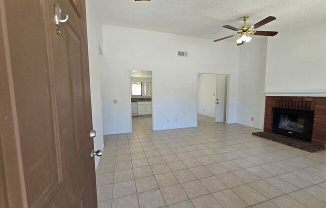 1743 W Avenue K9 Lancaster CA 93534