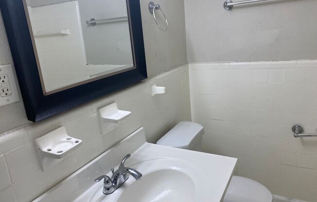 1 bed, 1 bath, 600 sqft, $975, Unit 112