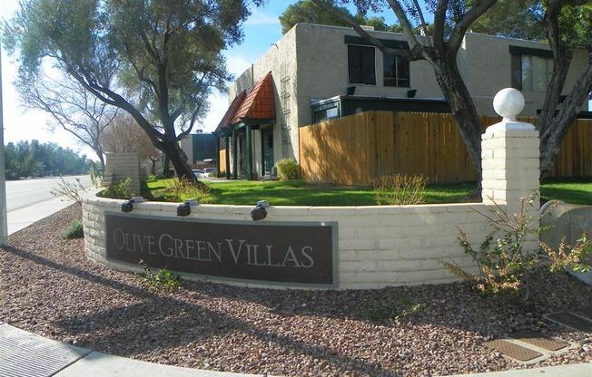 Glendale townhome - First month FREE- 2 bedroom 1.5 bath - Washer/Dryer hookups