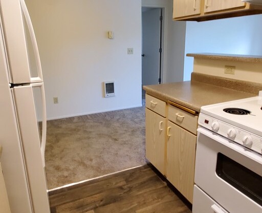 1 bed, 1 bath, 619 sqft, $1,445, Unit 250