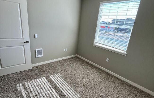 2 beds, 2 baths, 963 sqft, $1,995, Unit 204