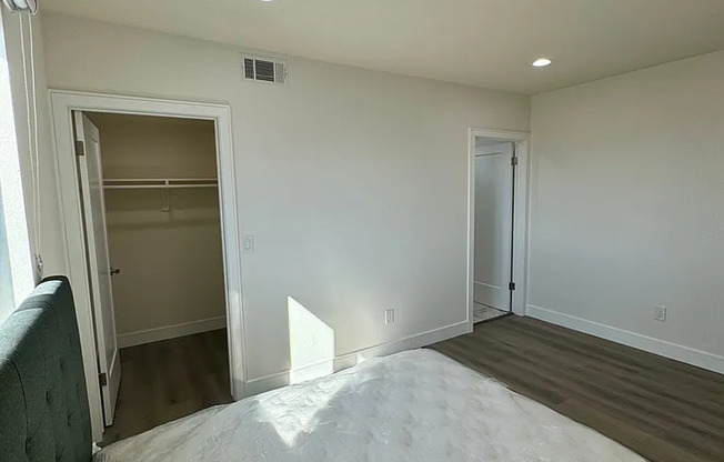 1269 W 36th St.