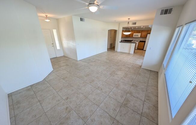 820 TITAN PEAK PL #102