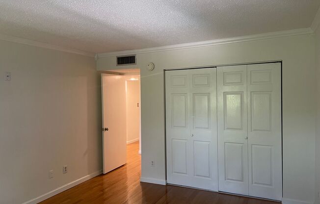 1 bed, 1 bath, $1,095