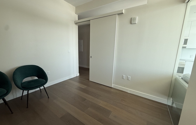 1 bed, 1 bath, 612 sqft, $3,800, Unit 27G