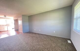 2 beds, 1 bath, 900 sqft, $850, Unit B8