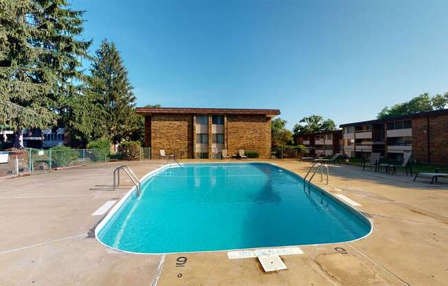 611 Regency Way Apartments Outdoor Swimming Pool