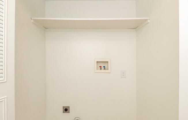 1 bed, 1 bath, 700 sqft, $1,375