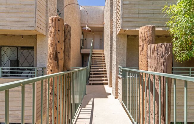 New Rental Listing in Scottsdale Springs Condominiums