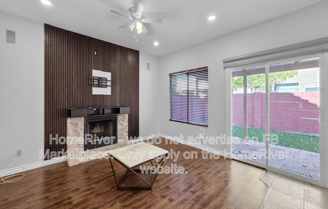 192 W LOS ARBOLES DR