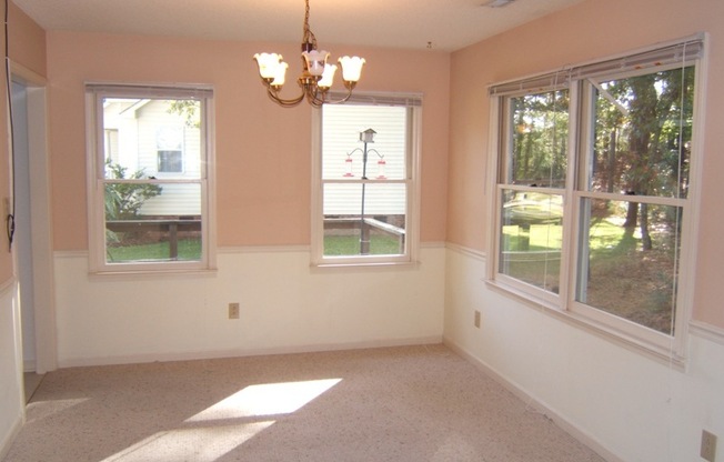 Jan Move In !!! 3BR/2BA Gated Marina Community!