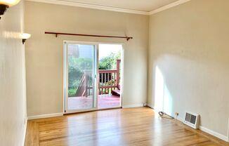 Charm-Filled 1BR/1BA Prime Noe Valley Garden Apt., Private Deck - PROGRESSIVE