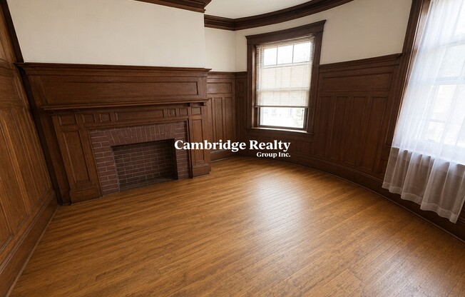 106 STRATHMORE RD