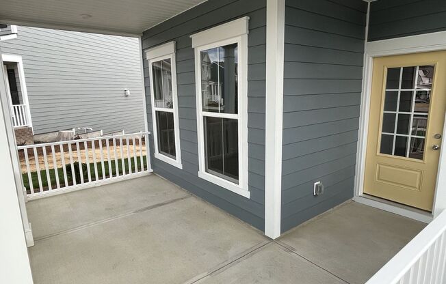 Large, Newer 4 Bedroom + Office and Loft in Huntersville